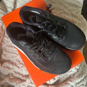 Nike Metcon 5 Black White Training Gym Shoes